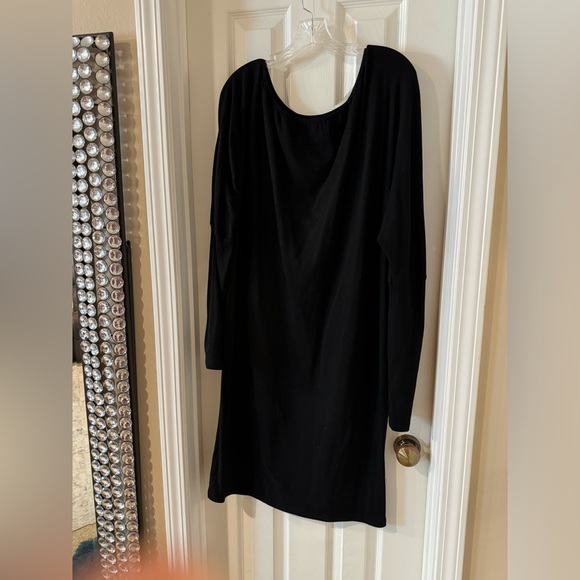 Black Bodycon Dress - Picture 1 of 5